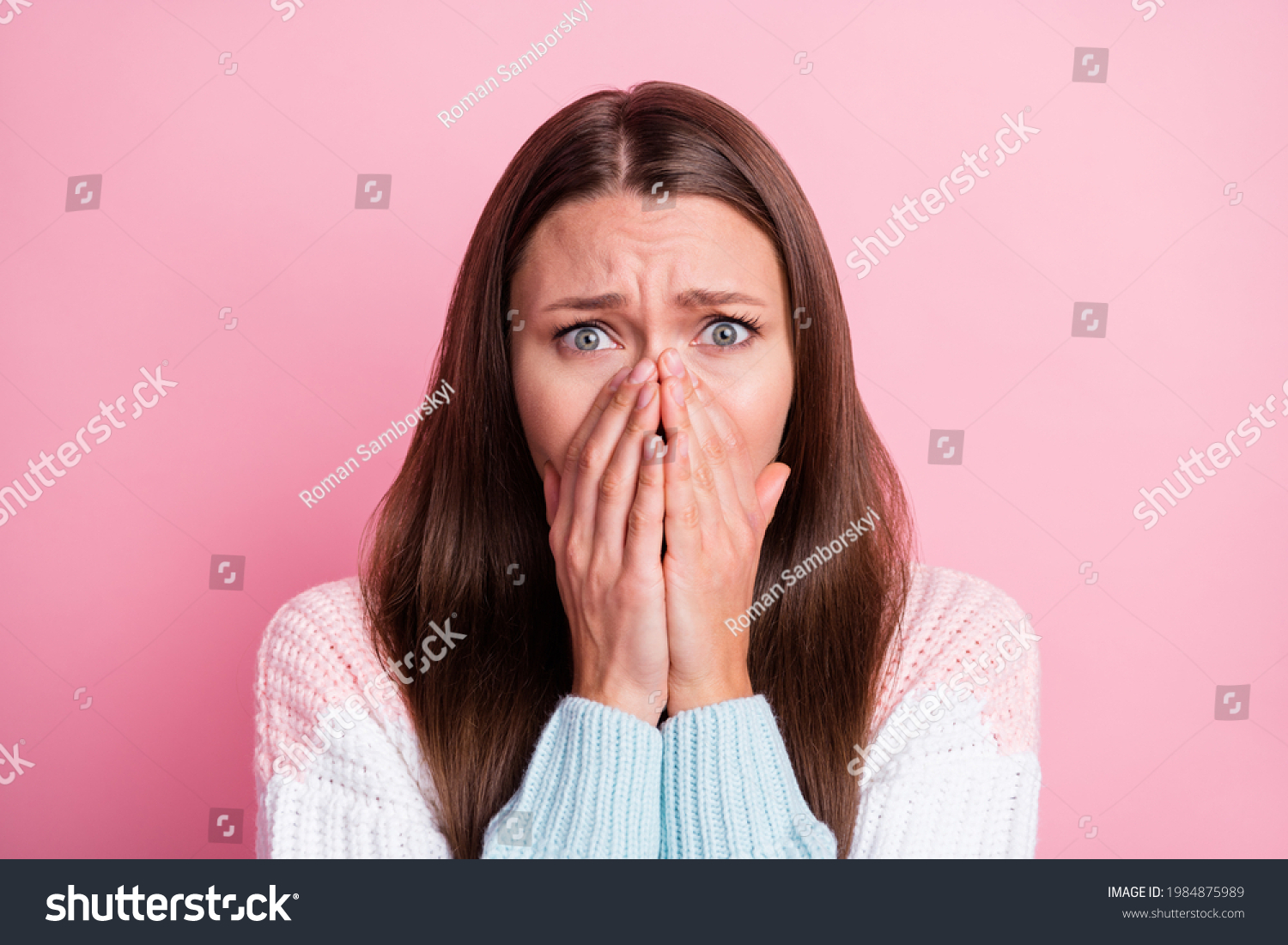 Photo Shocked Scared Young Lady Hold Stock Photo 1984875989 