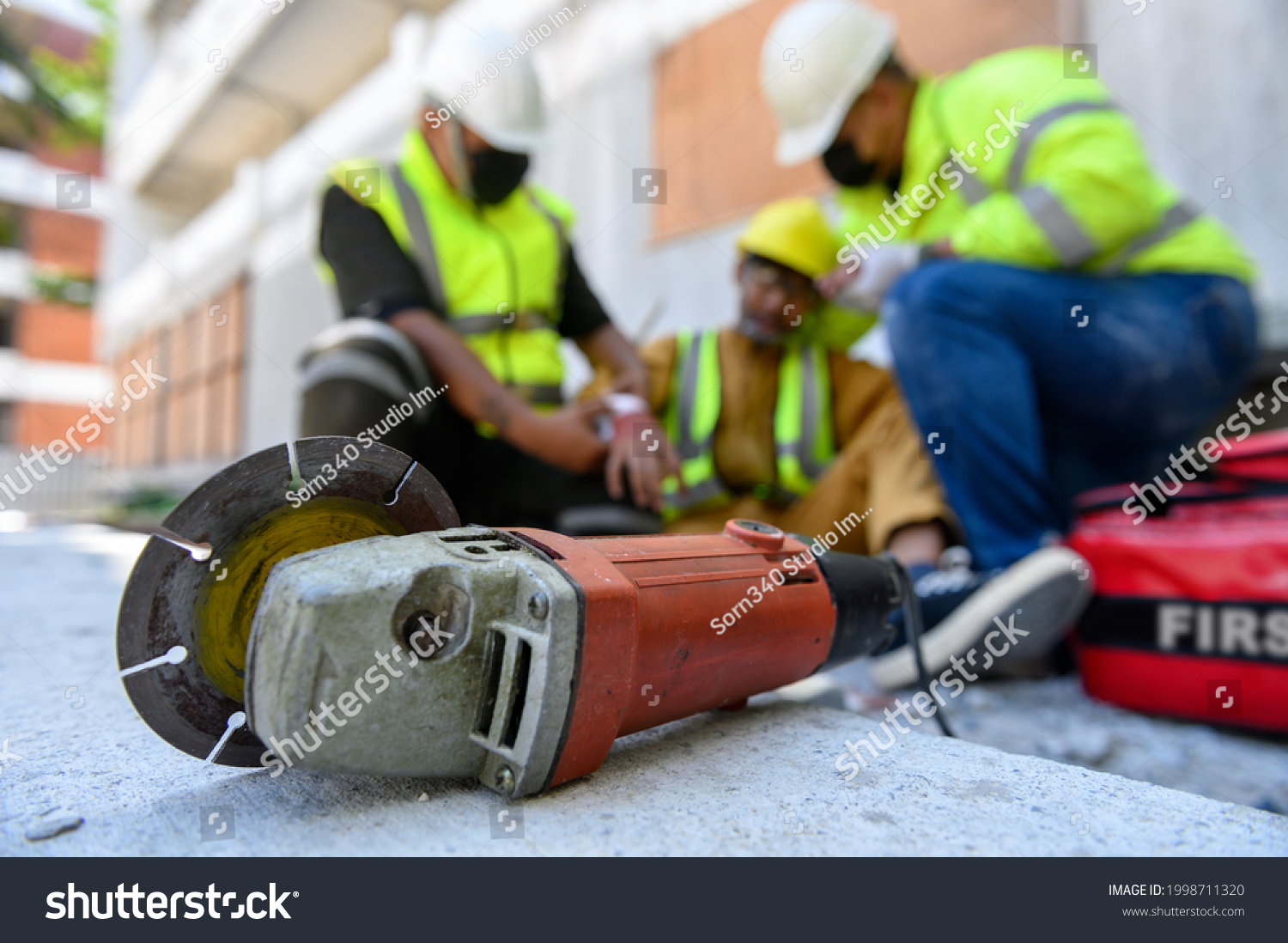 2469 Unsafe Tools Images Stock Photos And Vectors Shutterstock