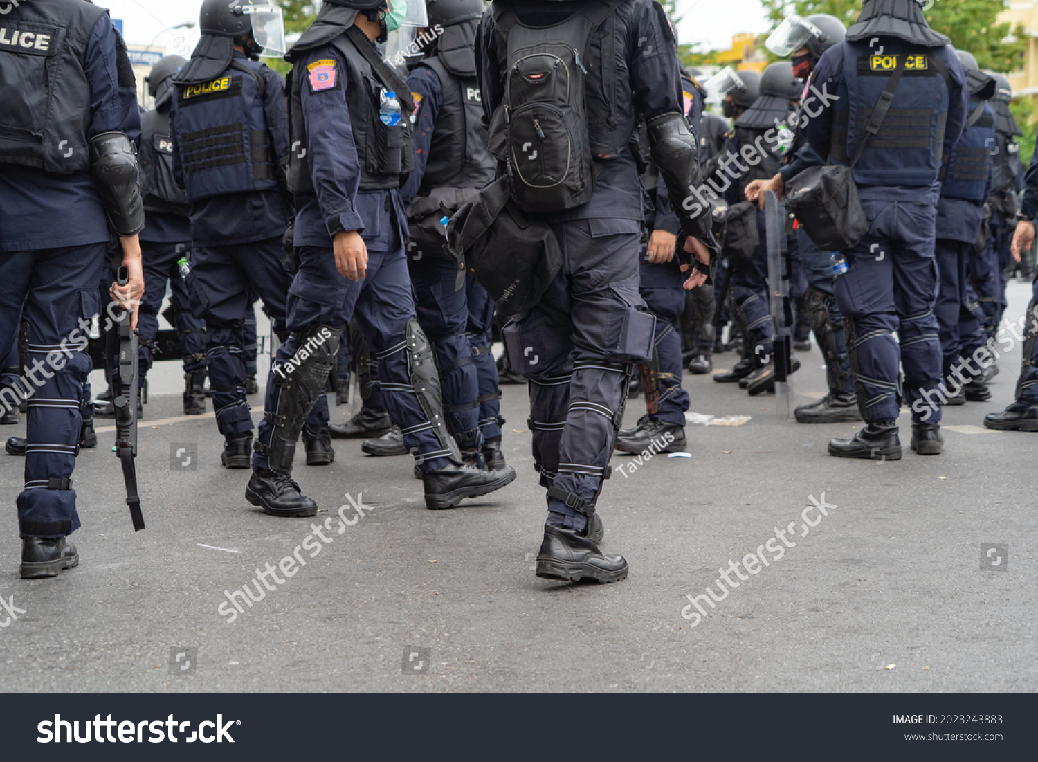 Police Officer Team Weapons Riot Shield Stock Photo 2023243883 ...