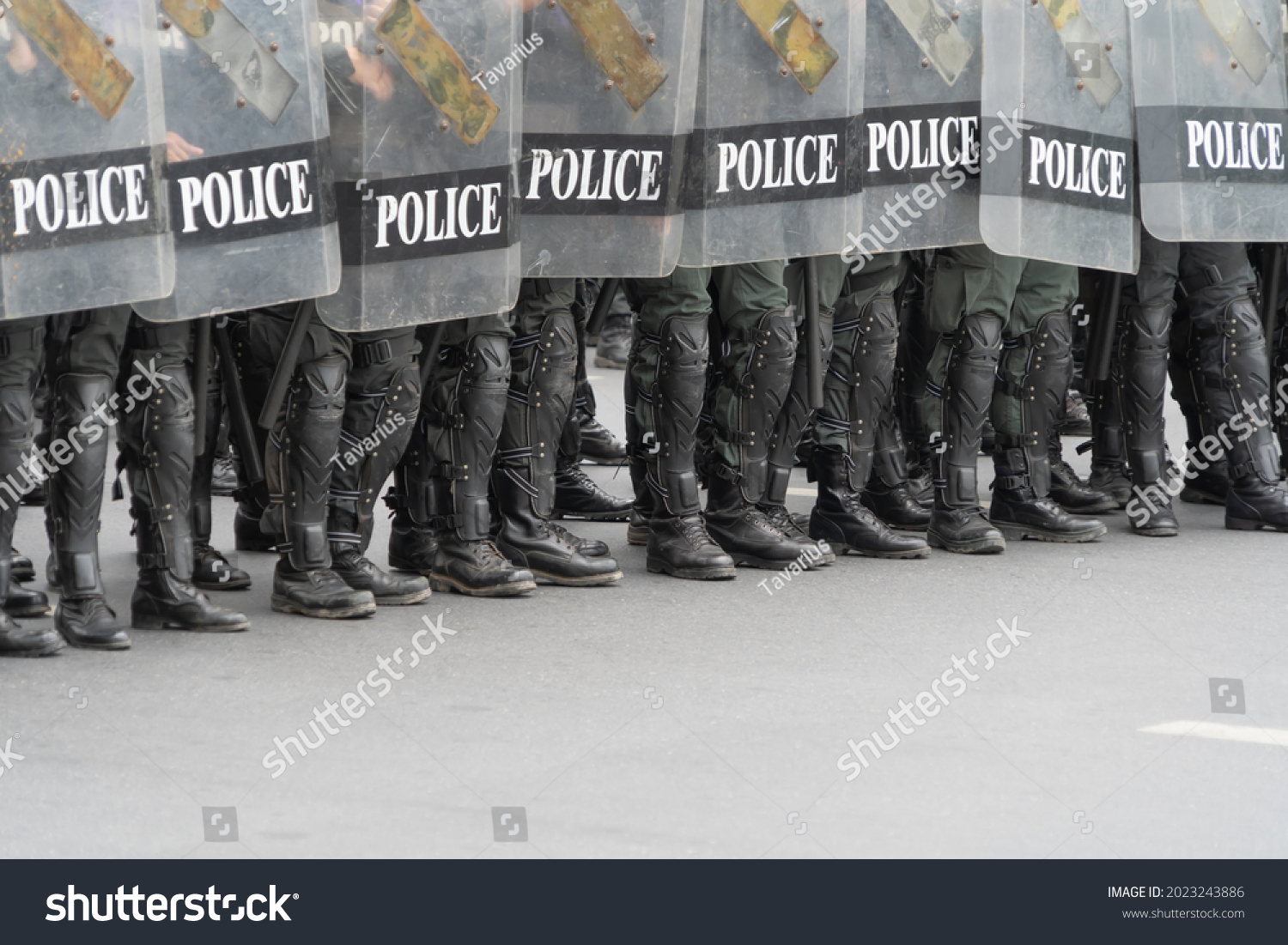 Police Officer Team Weapons Riot Shield Stock Photo 2023243886 ...