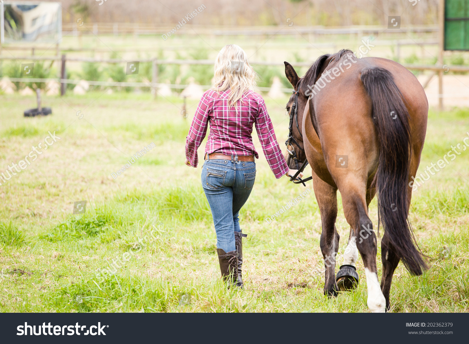 Sexy Ranch Girls