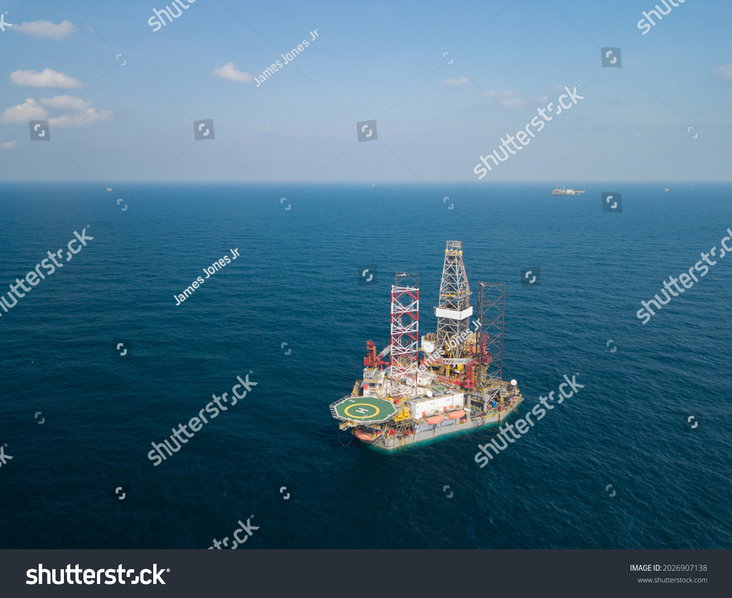 Offshore Jack Rig Tow Vessels During Stock Photo 2026907138 | Shutterstock