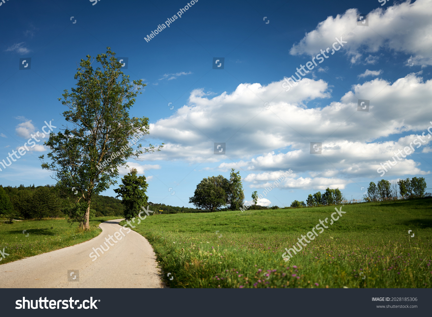 Road Sky Banjska Planota Slovenia Stock Photo 2028185306 | Shutterstock