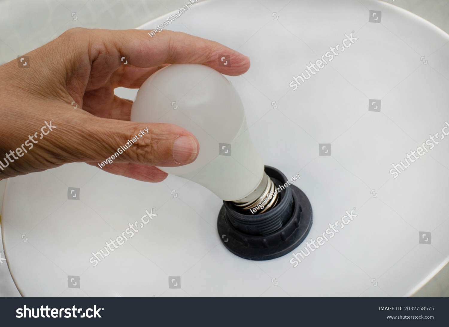 6,088 Bulb Holder Images, Stock Photos & Vectors | Shutterstock