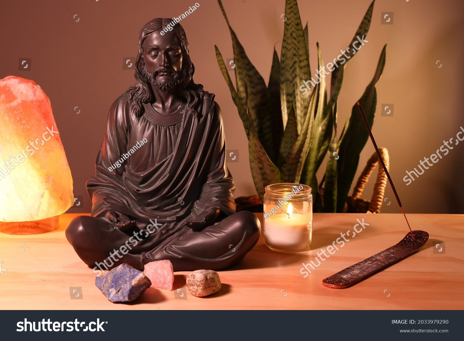 Statue Jesus Christ Meditation Stock Photo 2033979290 | Shutterstock