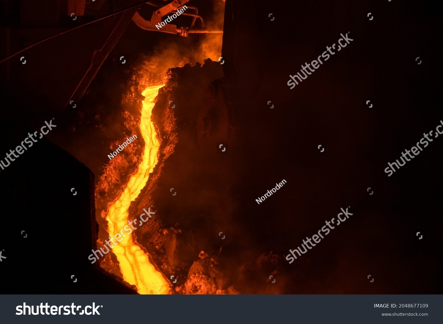 Flow Molten Hot Metal Molten Steel Stock Photo 2048677109 | Shutterstock