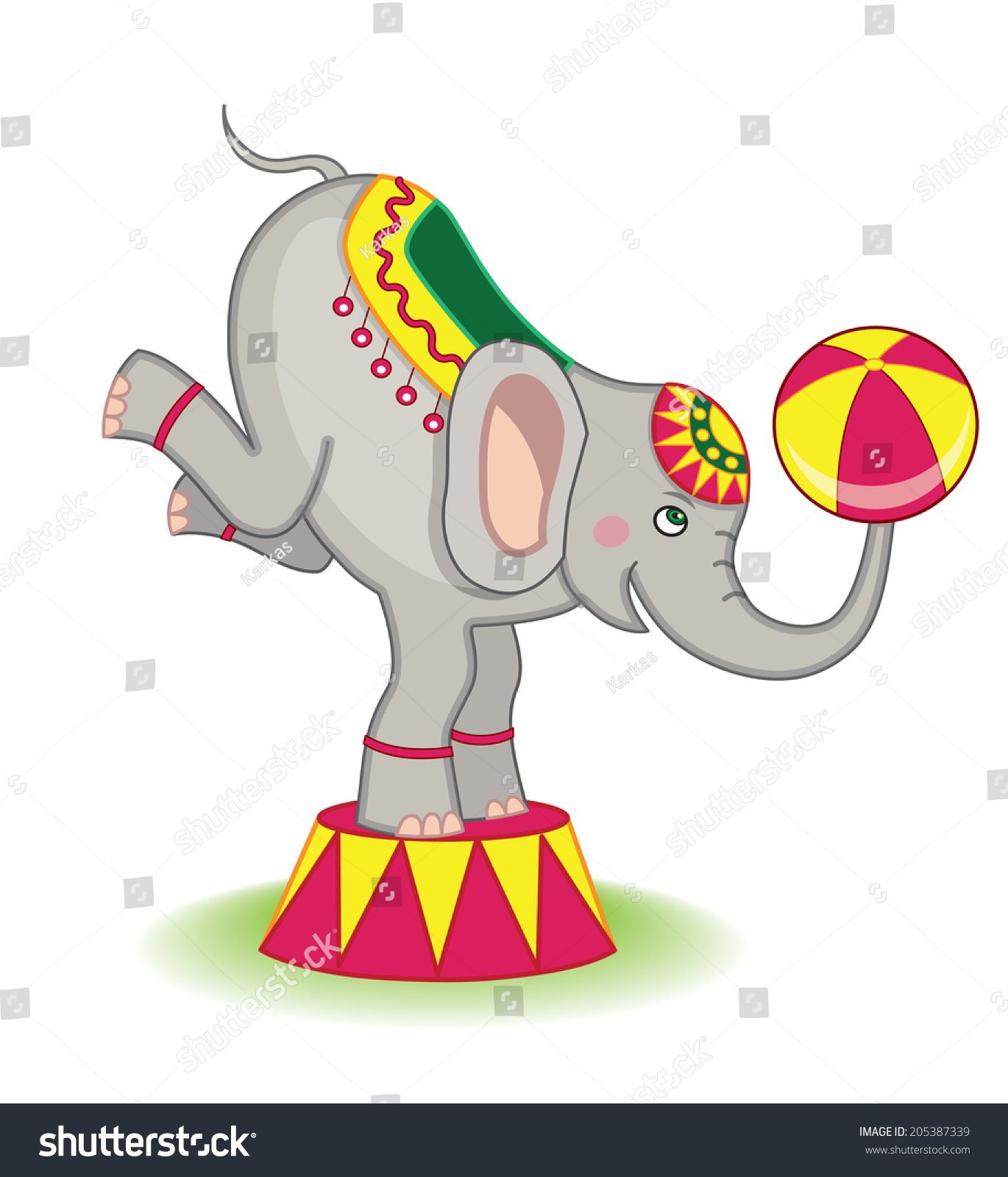 Слон в цирке без фона