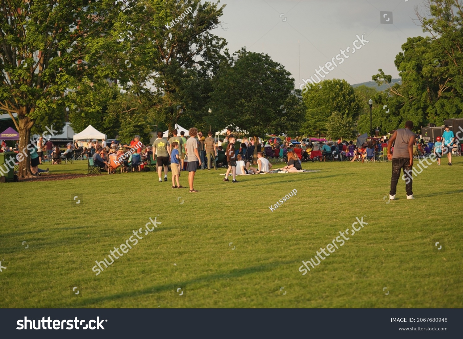 177 796 Big Spring Park Images Stock Photos Vectors Shutterstock   Stock Photo  Huntsville Al Usa July Playing Frisbee At Big Spring Park 2067680948 