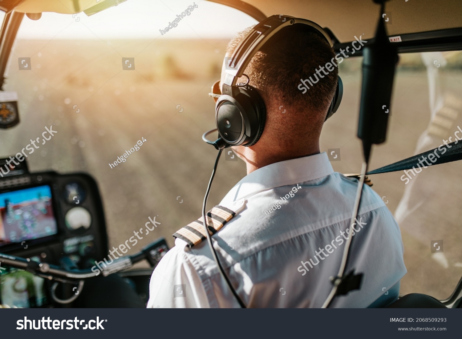 5,173 Look Out Helicopter Images, Stock Photos & Vectors | Shutterstock