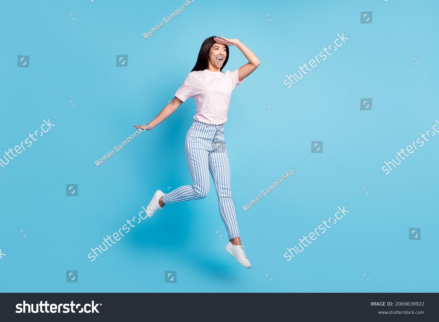 Full Length Body Size View Attractive Stock Photo 2069839922 | Shutterstock