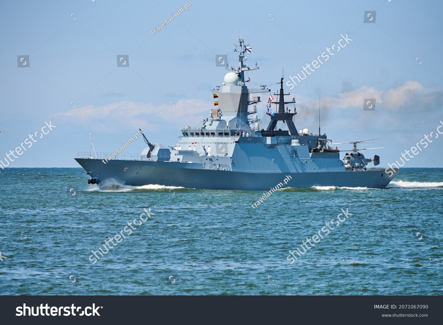 7,623 Vessel Helicopter Images, Stock Photos & Vectors | Shutterstock