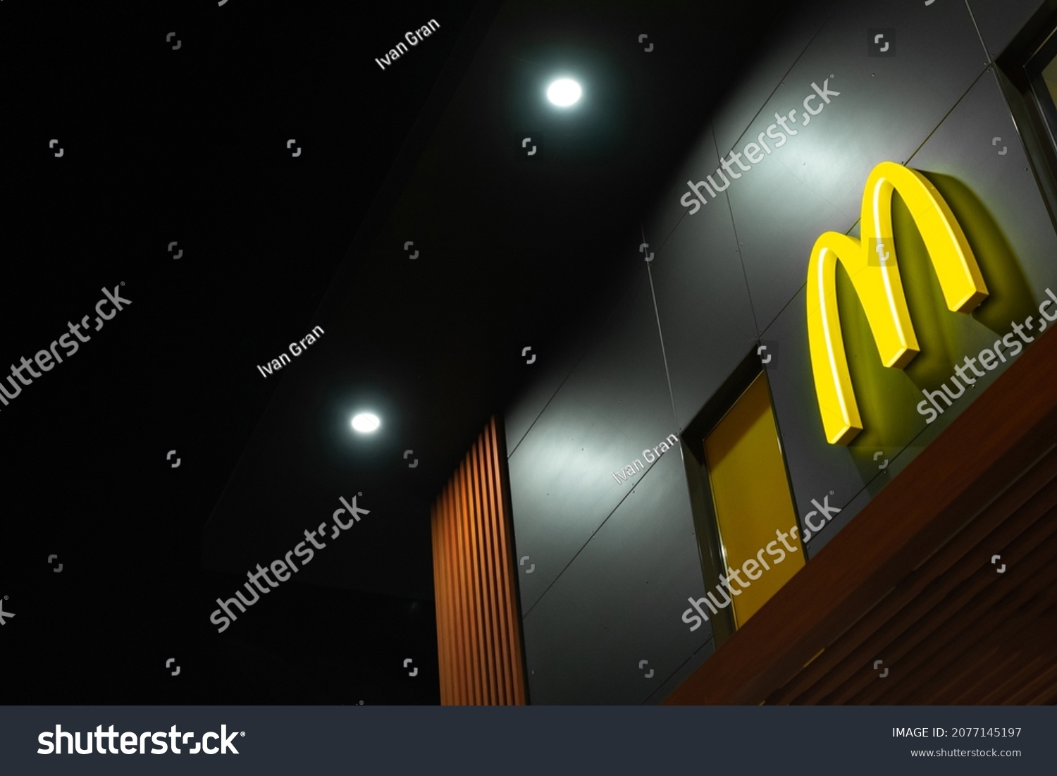 Mcdonalds Logo Mcdonalds American Fast Food Stock Photo 2077145197