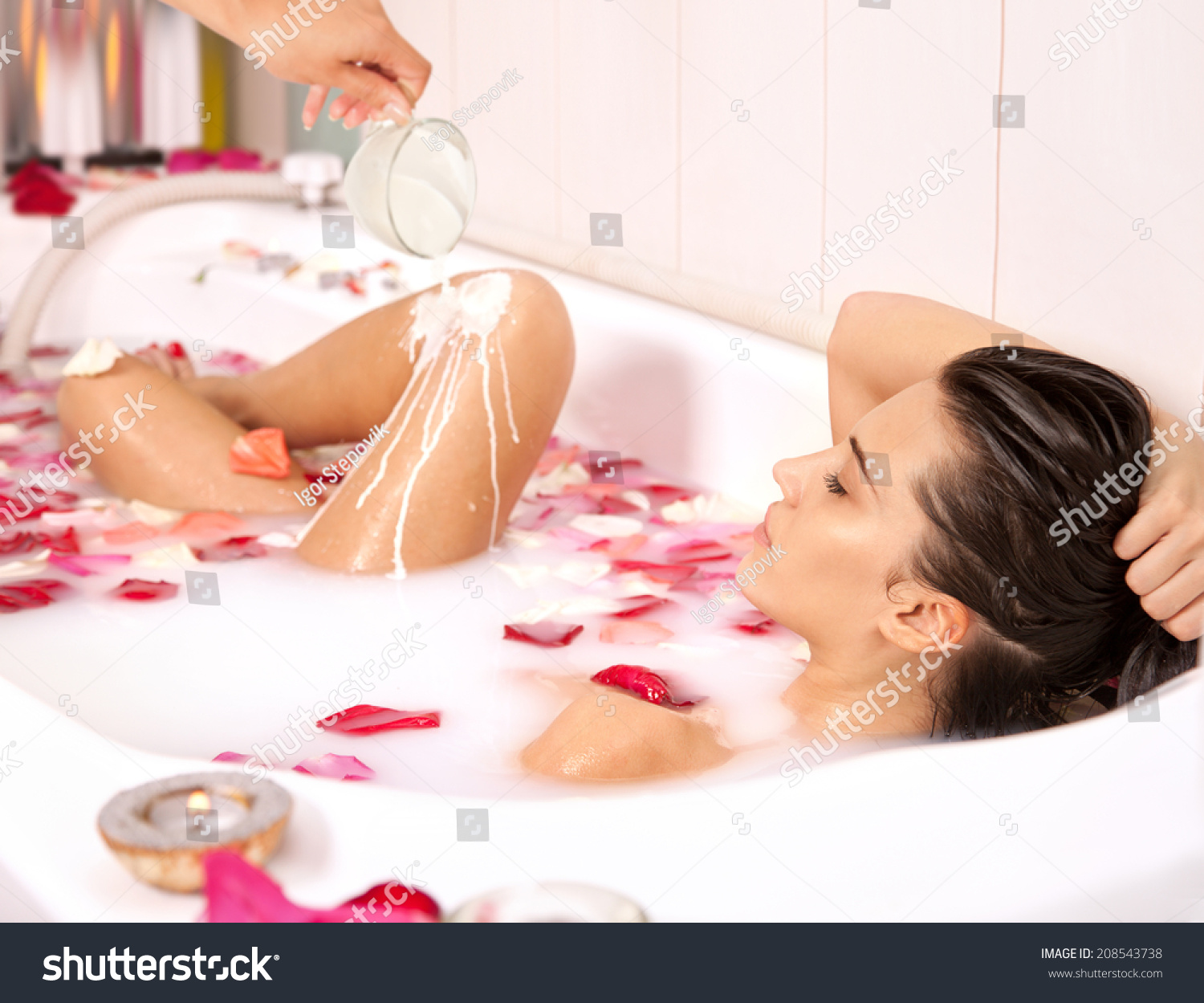 Naked Girl In Tub