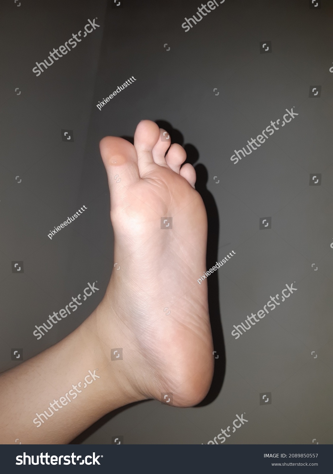 How Many People Have Foot Fetishes
