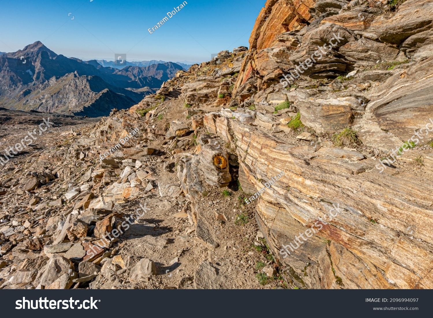 metamorphic rock layers