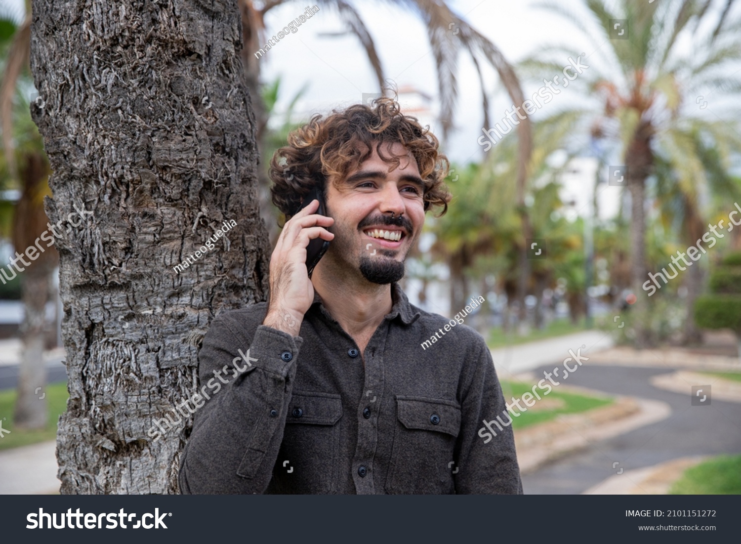 24,531 Talk To The Palm Images, Stock Photos & Vectors | Shutterstock