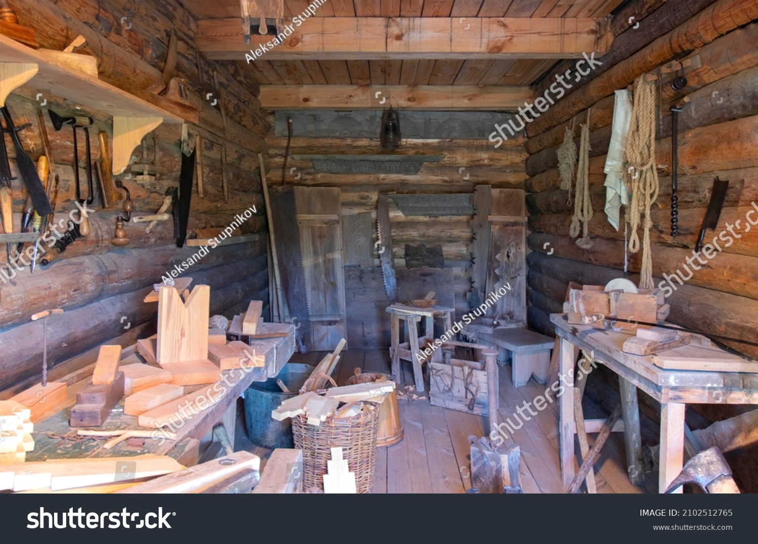 23,183 Traditional carpenter Images, Stock Photos & Vectors | Shutterstock