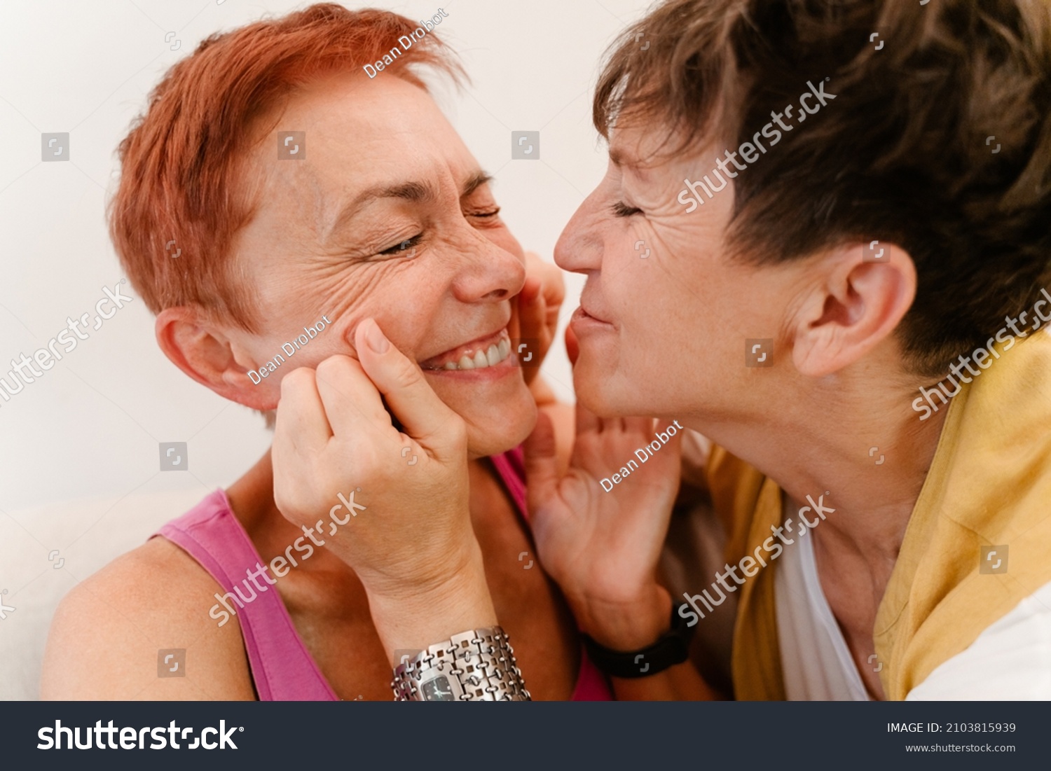 Mature Lesbian