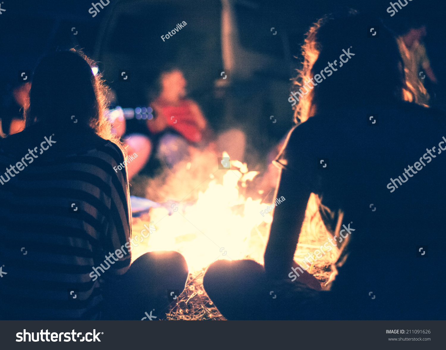 106 Teenagers Around Bonfire Stock Photos, Images & Photography ...