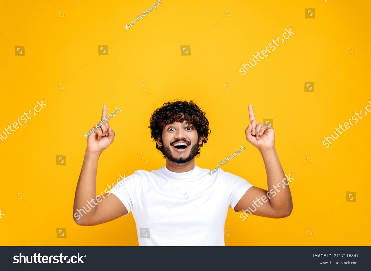 8,400 Indian Man Pointing Up Images, Stock Photos & Vectors | Shutterstock