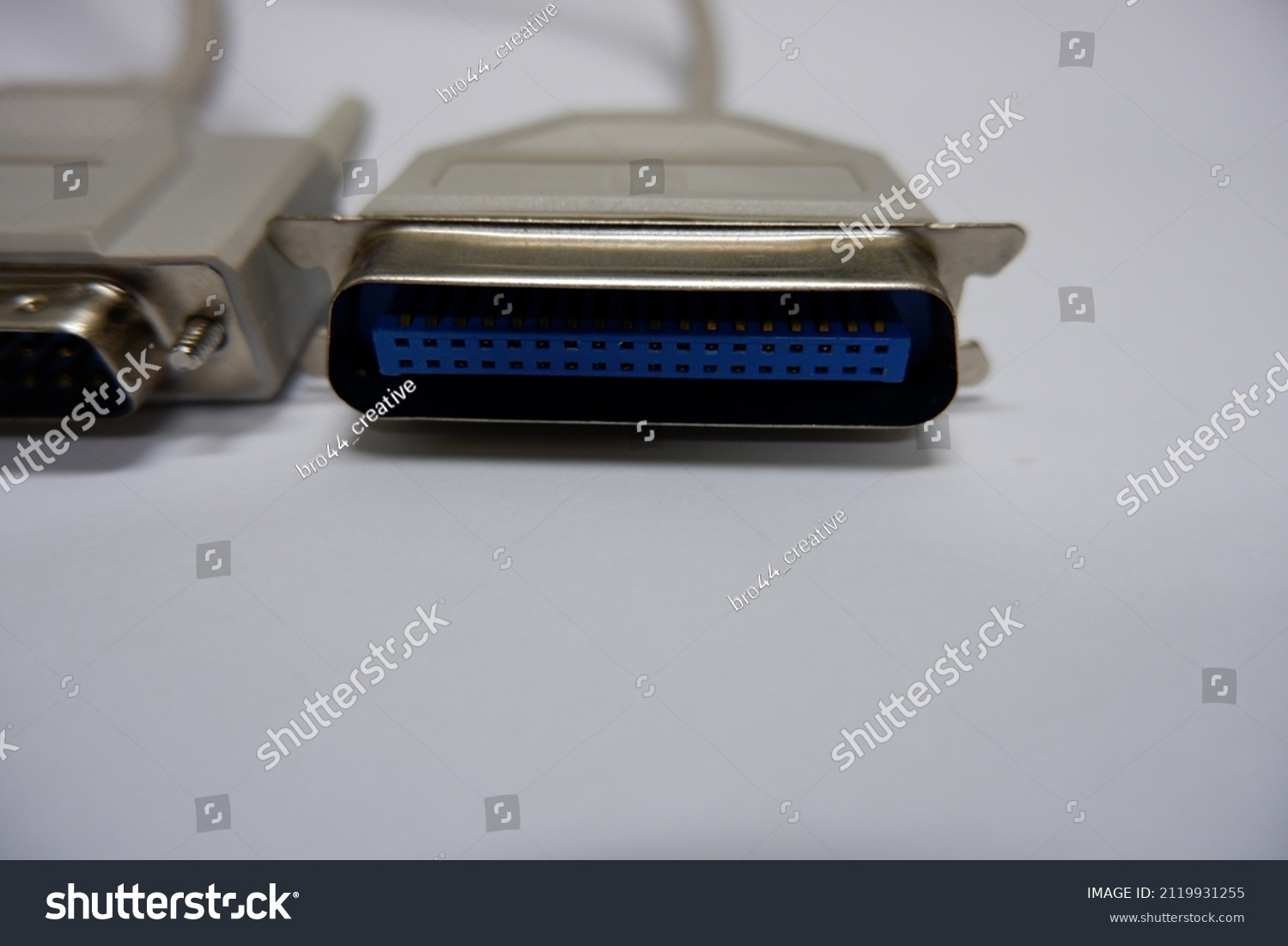 Two Plugs Lpt Parallel Printer Cable Stock Photo 2119931255 | Shutterstock