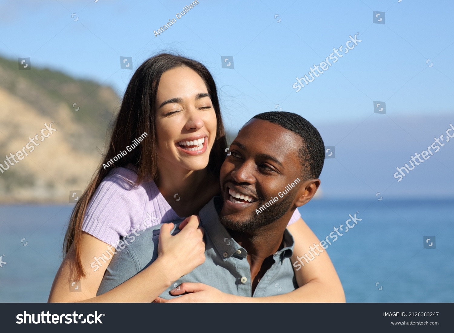 Interracial Couple Date 4 876 Images Photos Et Images Vectorielles De Stock Shutterstock 5808