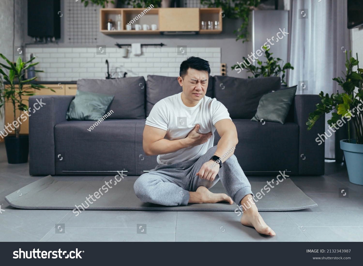 Athlete Home Has Severe Heart Pain Stock Photo 2132343987 | Shutterstock