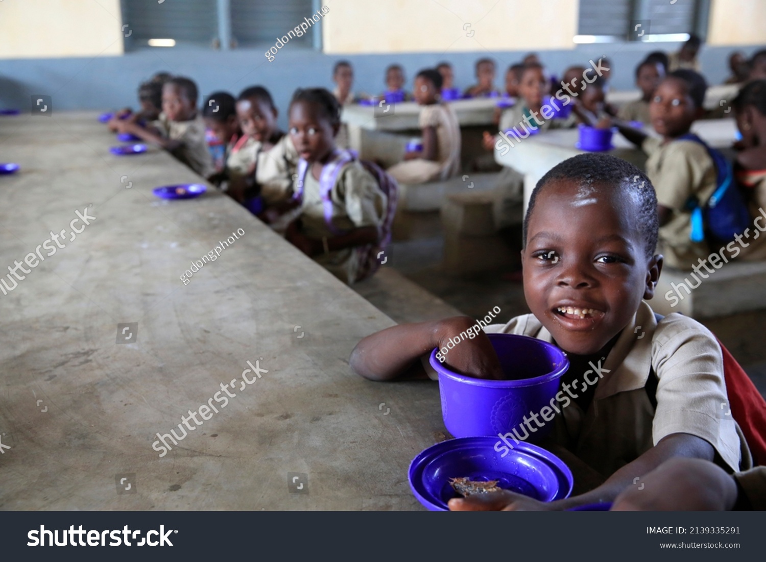 Food Distribution African Primary School Lome Stock Photo 2139335291 ...