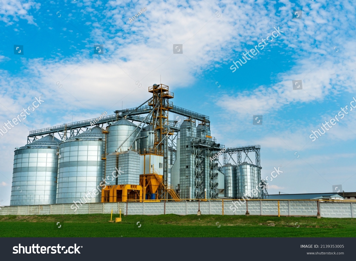 Large Modern Plant Storage Processing Grain Stock Photo 2139353005 ...