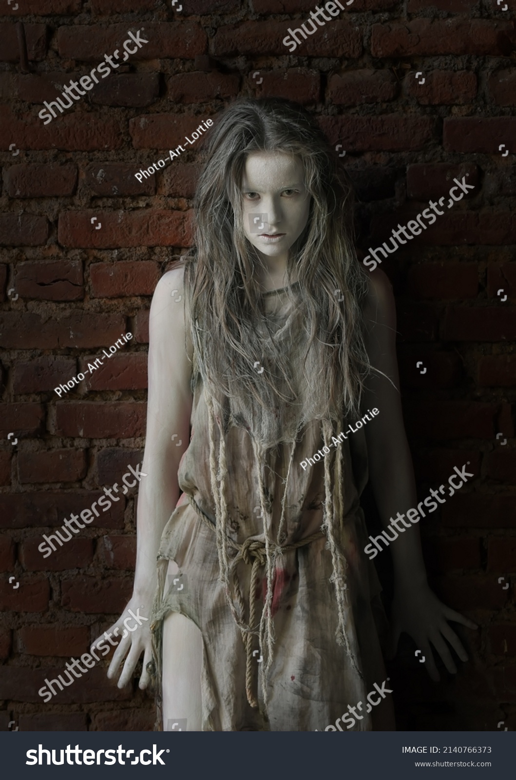 34,620 Old torn clothes Images, Stock Photos & Vectors | Shutterstock