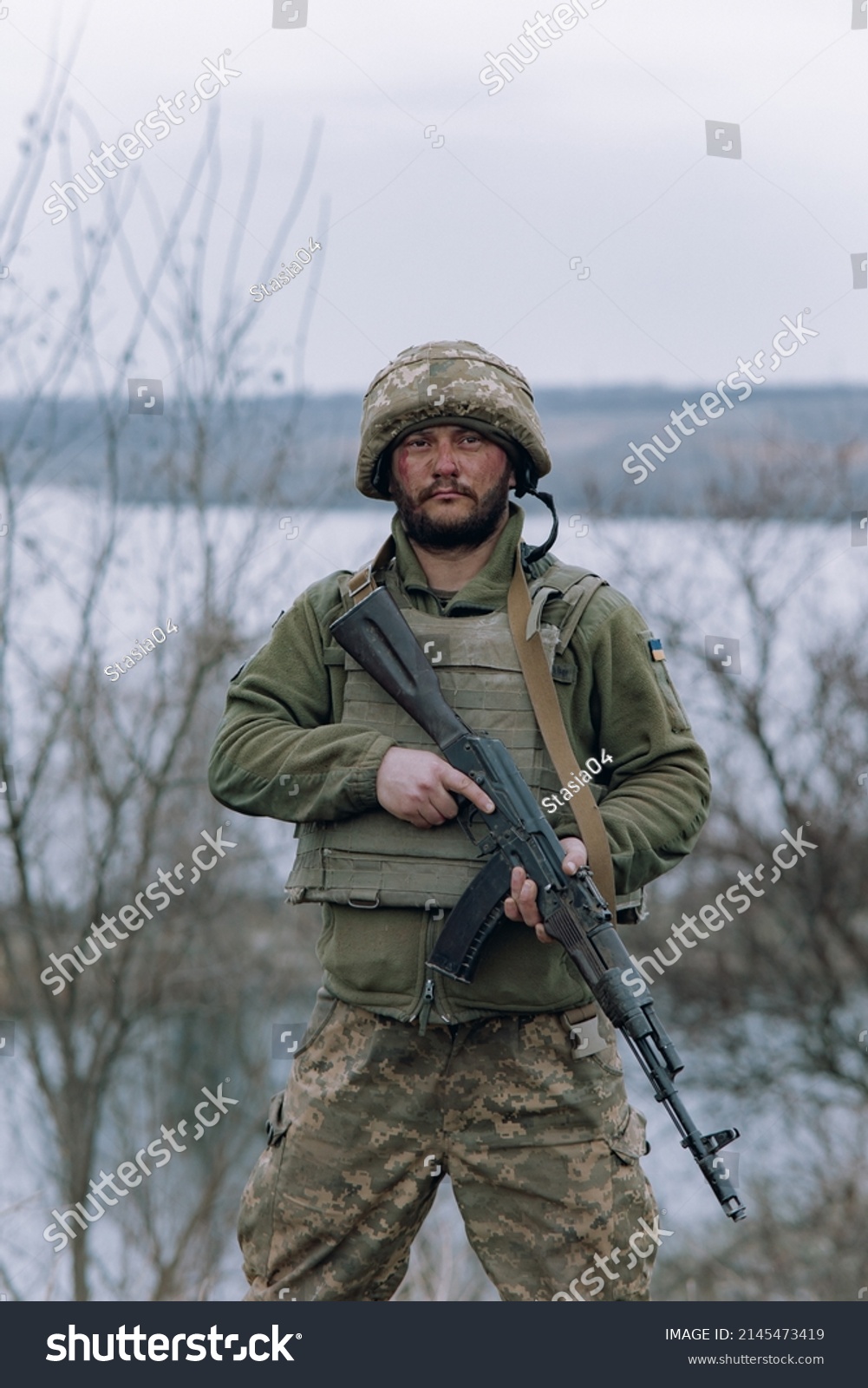 Ukrainian Soldier Stands Kalashnikov Assault Rifle Stock Photo ...