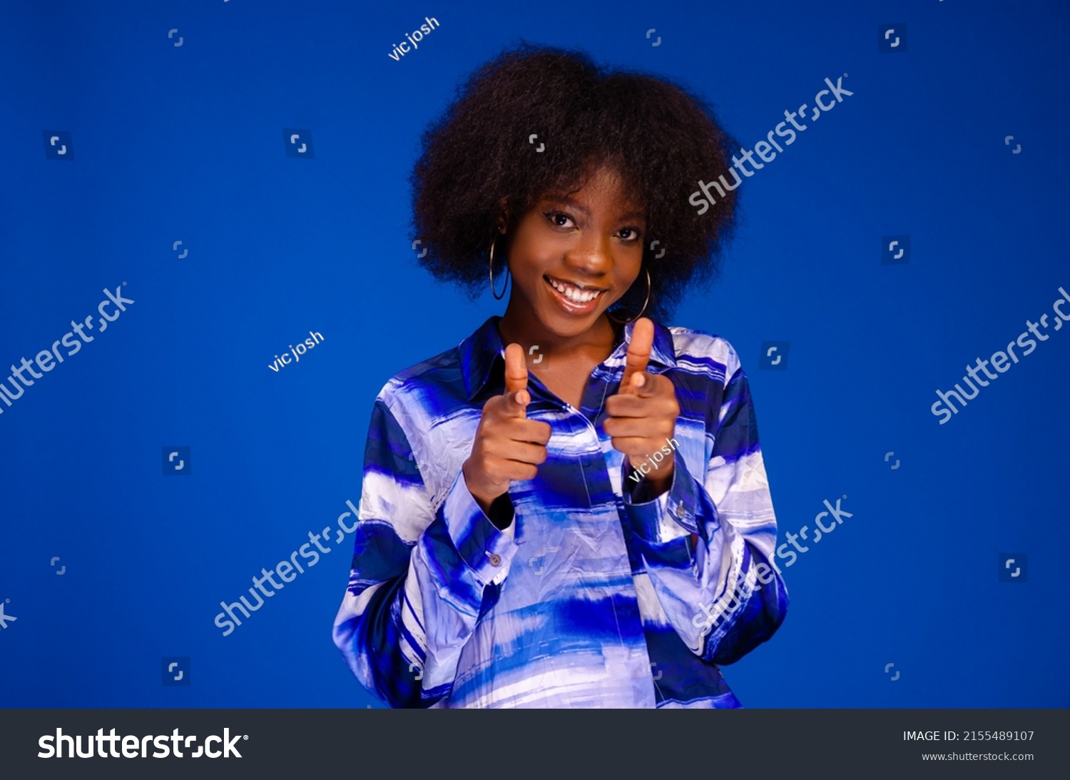 Beautiful African Lady Isolated Over White Stock Photo 2155489107 ...