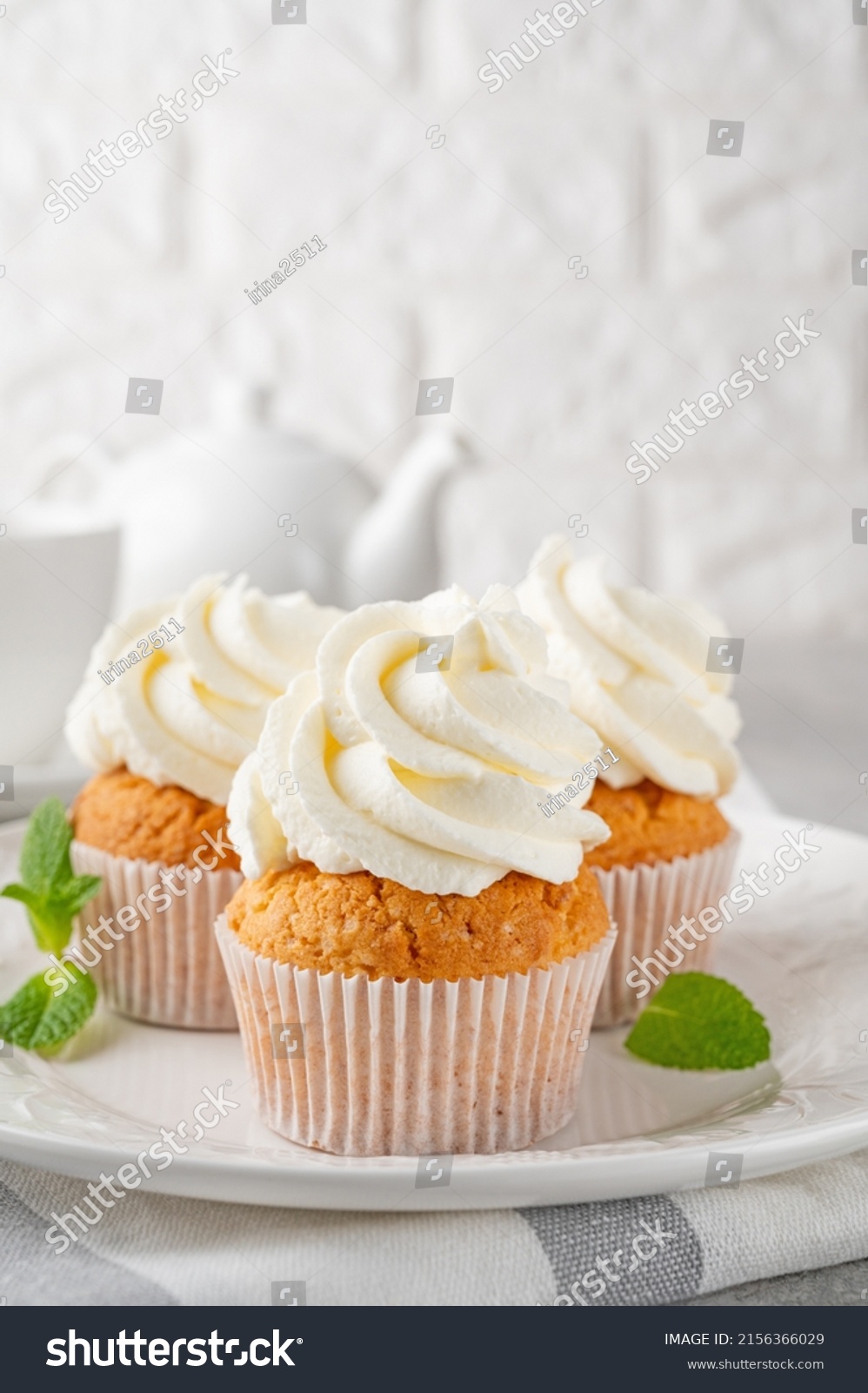 Delicious Vanilla Cupcakes Cream Cheese Sugar Stock Photo 2156366029 ...