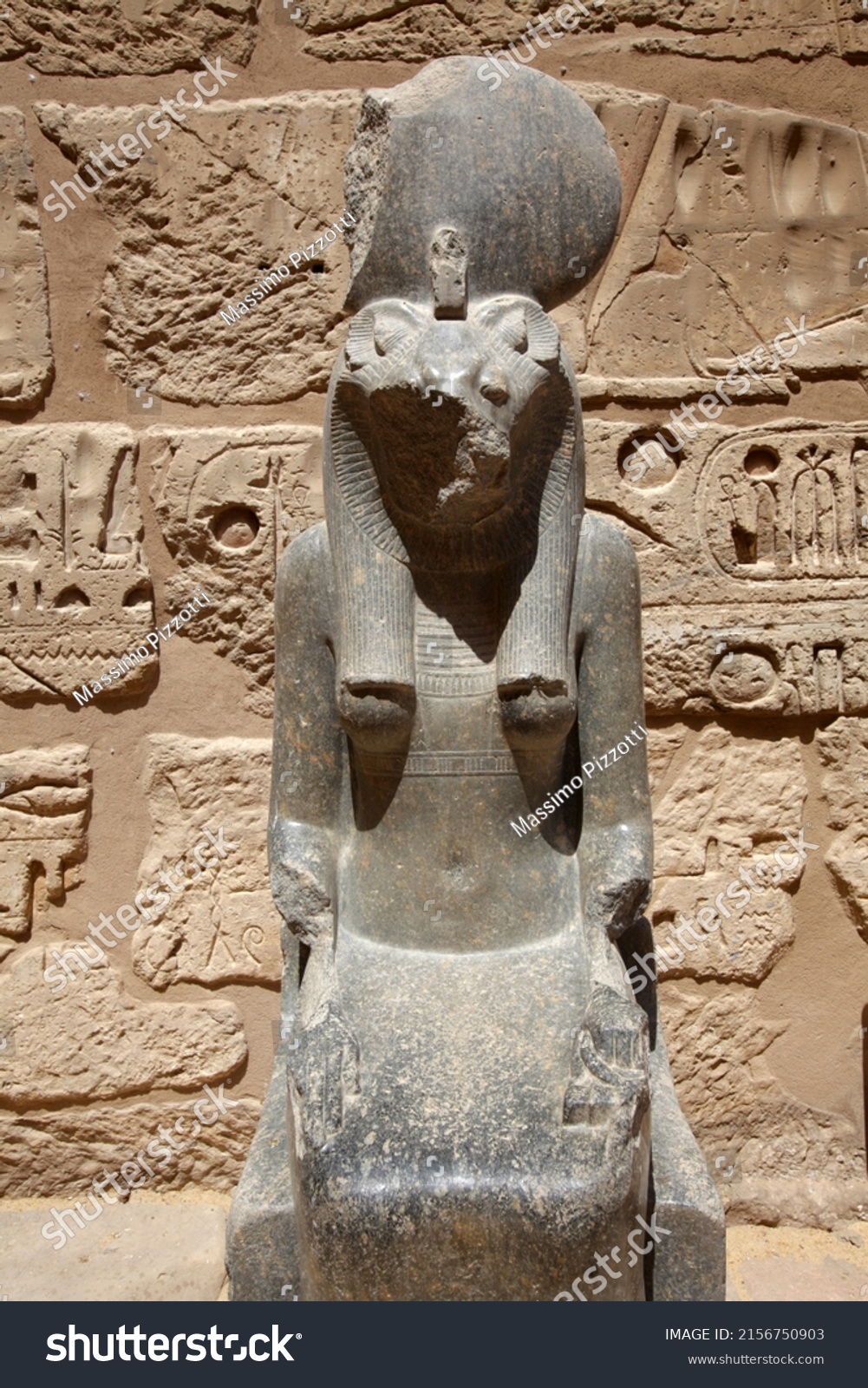 Black Granite Statue Warrior Goddess Sekhmet Stock Photo 2156750903 ...