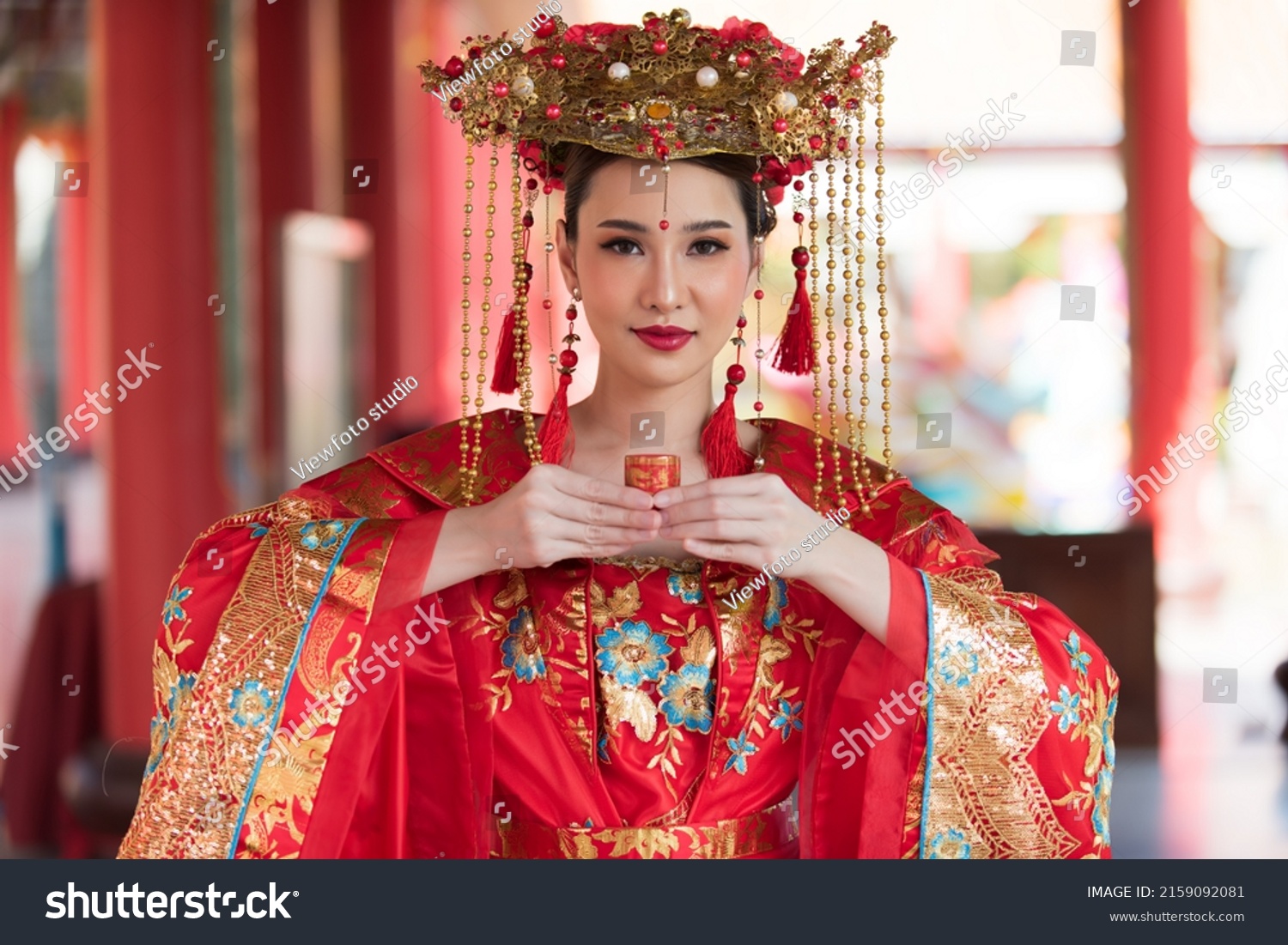 Portrait Woman Person Traditional Costume Woman Stock Photo 2159092081 ...