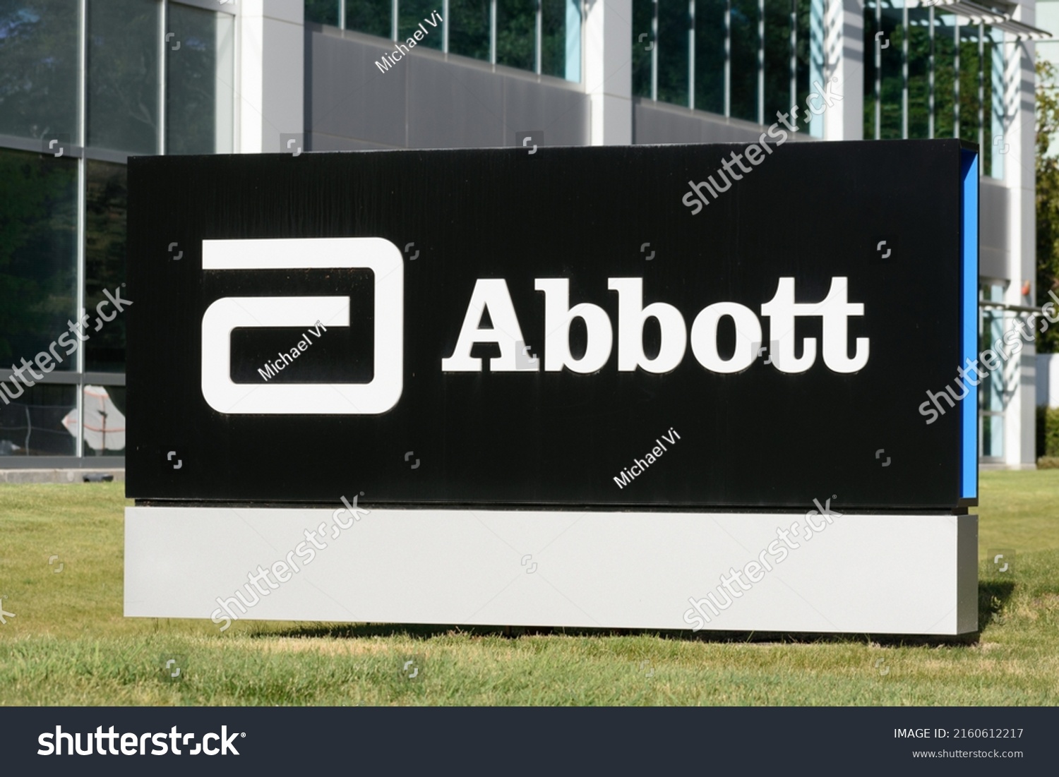 Abbott Laboratories Logo Sign Near Company Stock Photo 2160612217 ...