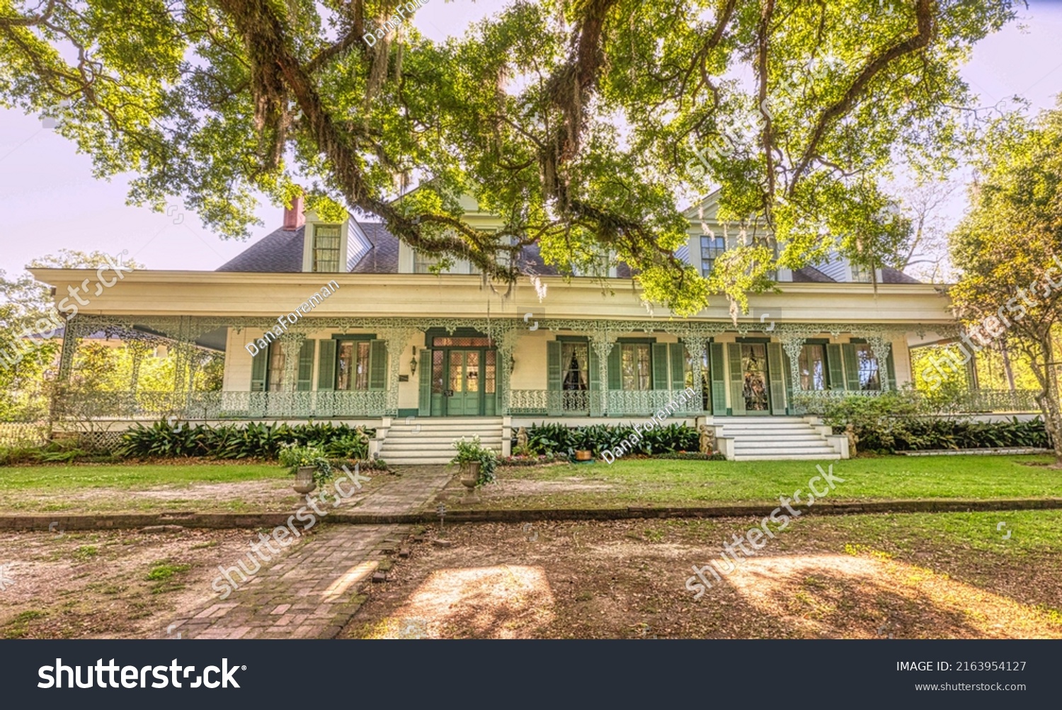 570 Myrtles plantation Images, Stock Photos & Vectors | Shutterstock