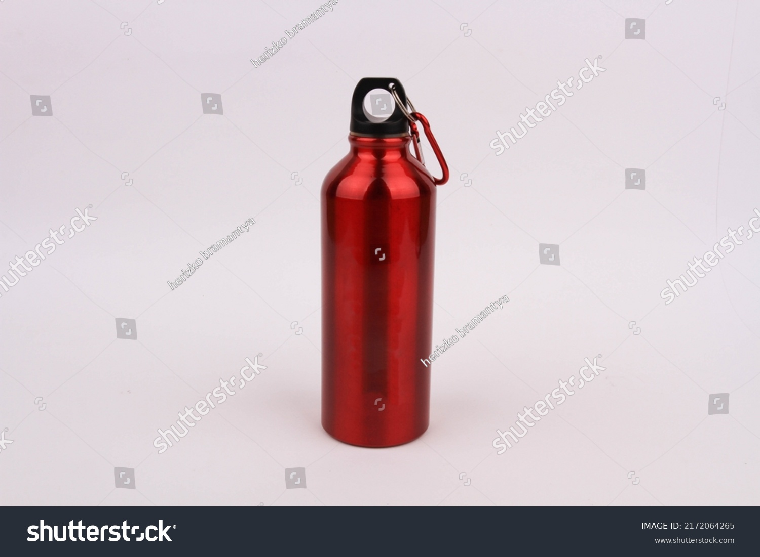 79,729 Red Water Bottle On Background Images, Stock Photos & Vectors ...