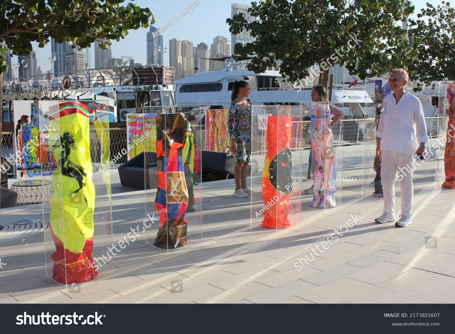 Dubai United Arab Emirates November 17 Stock Photo 2173821607