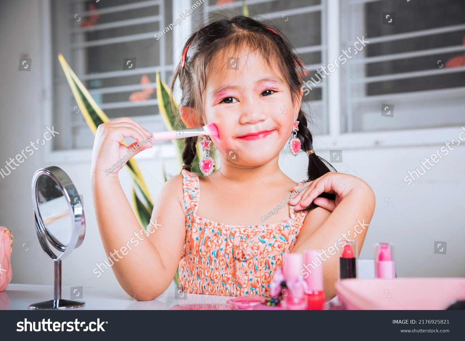 Asian Adorable Funny Little Girl Making Stock Photo 2176925821 ...