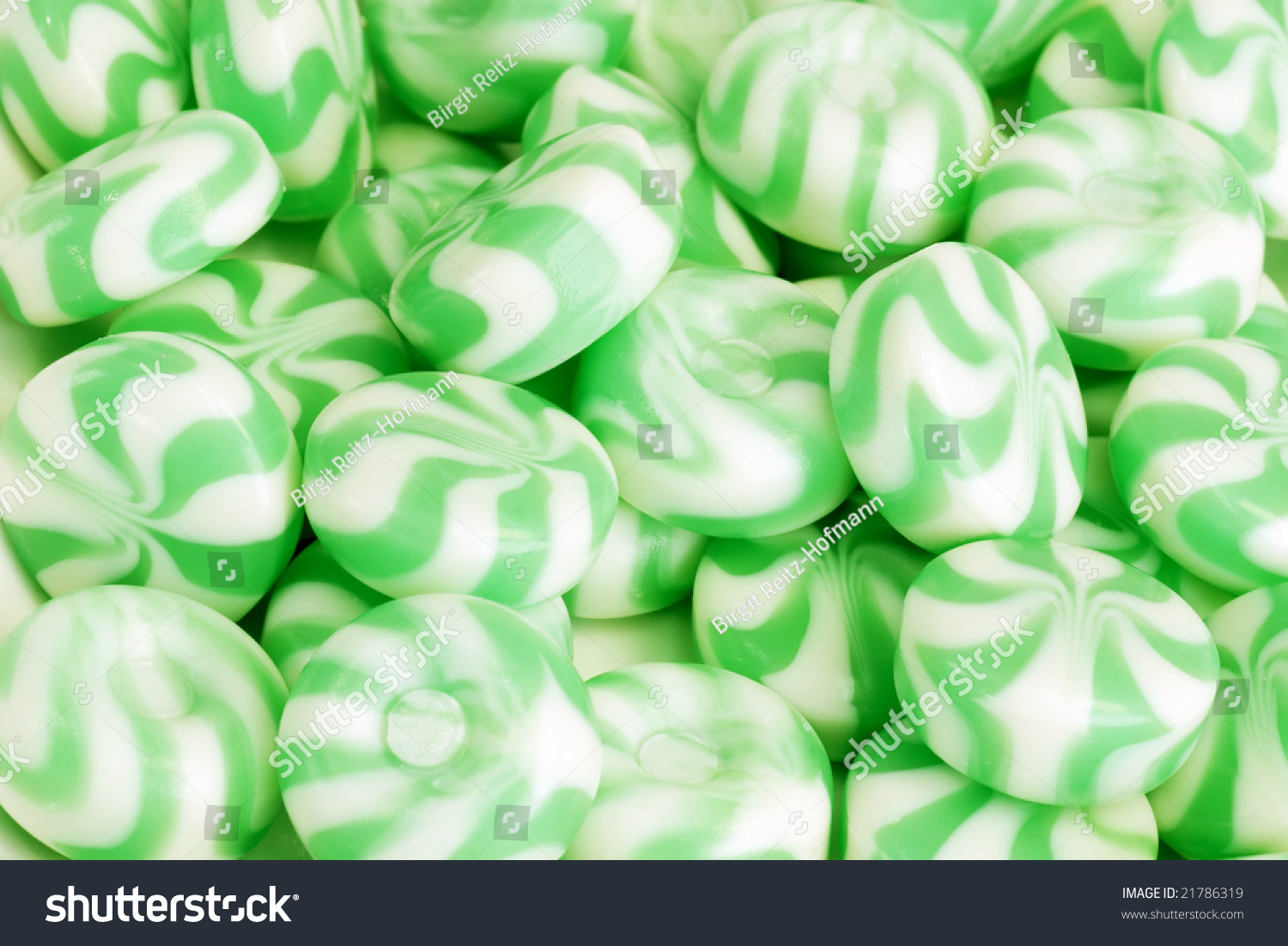 Зеленые мятные конфеты. Peppermint Candy конфеты. Конфеты peper Mint Эстетика. Зеленые леденцы. Мятные леденцы.