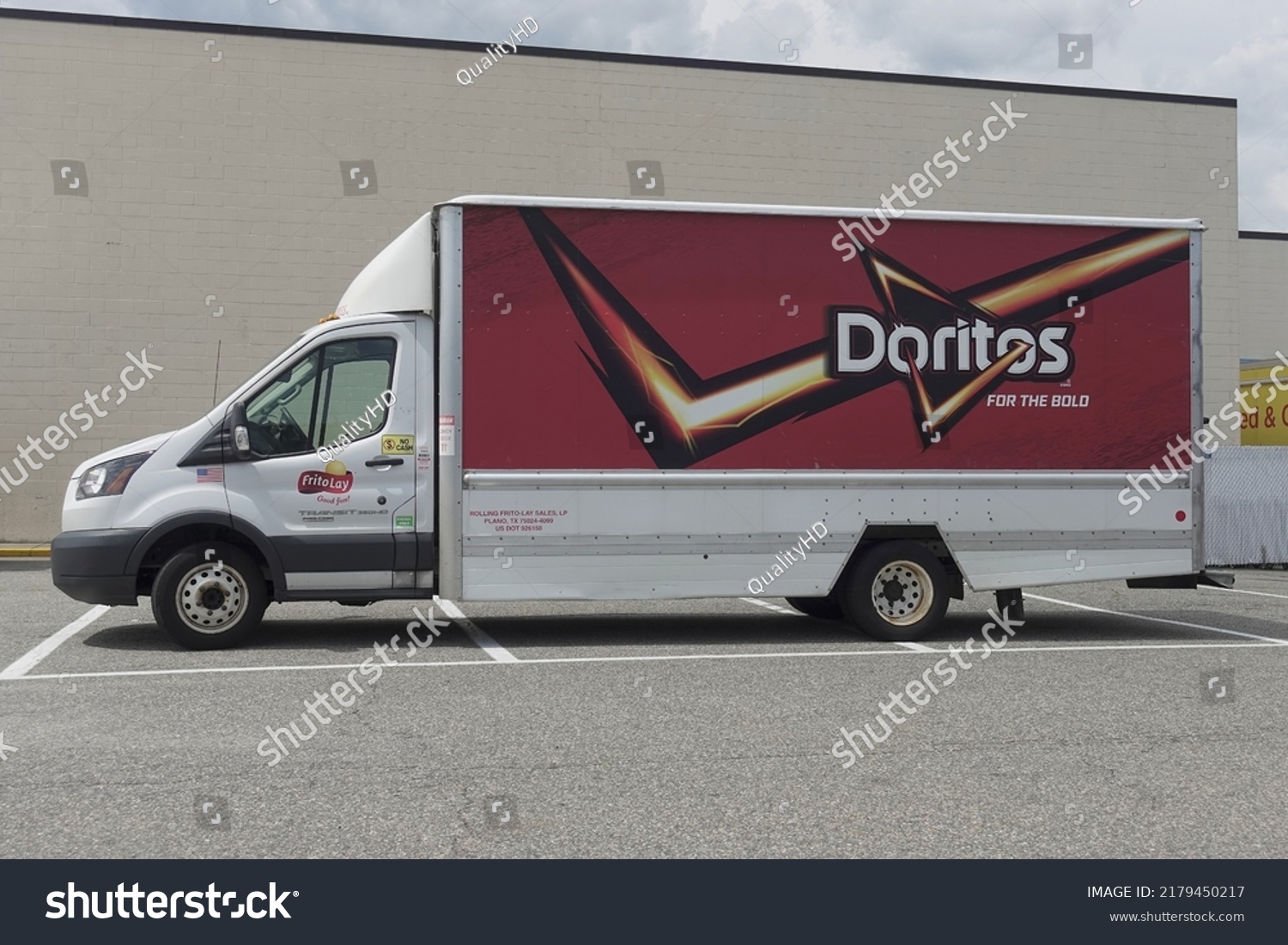 Doritos Frito Lay Delivery Truck Revere Stock Photo 2179450217 ...