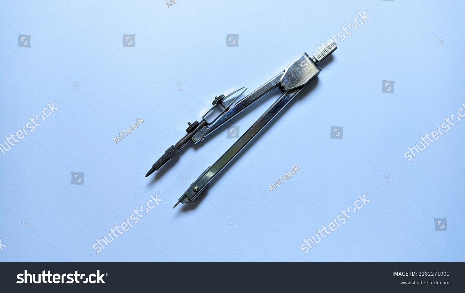 Compass Tool Drawing Circles Tool Can Stock Photo 2182271001 Shutterstock