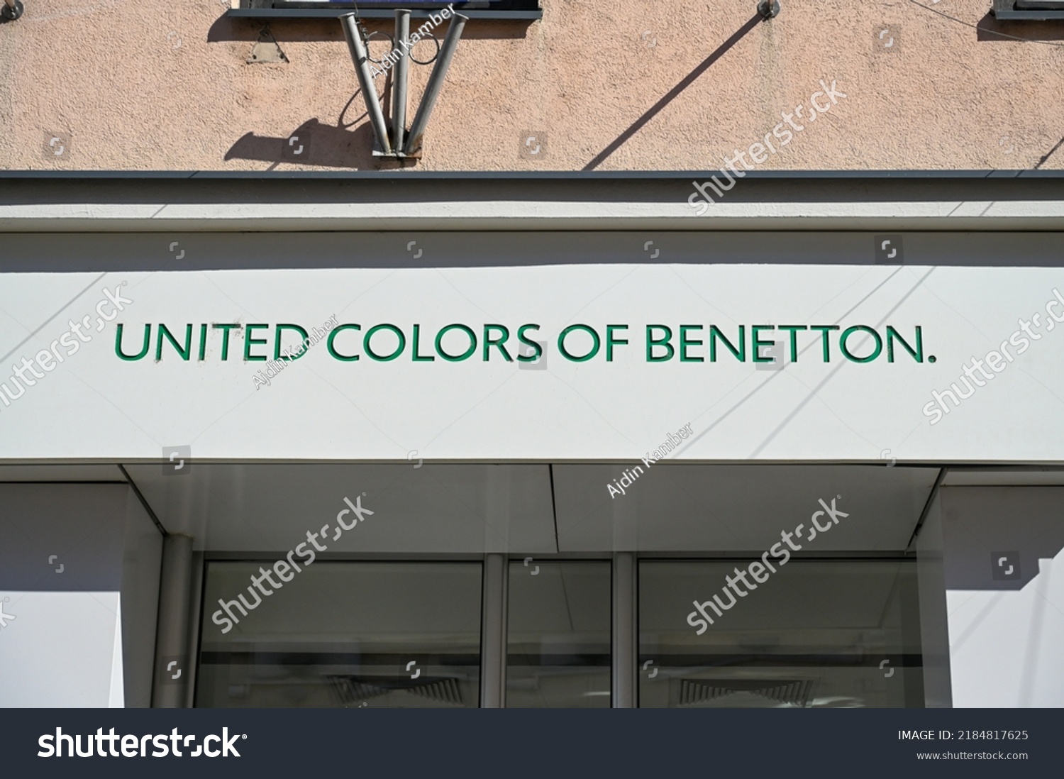 166 Benetton Logo Images, Stock Photos & Vectors | Shutterstock