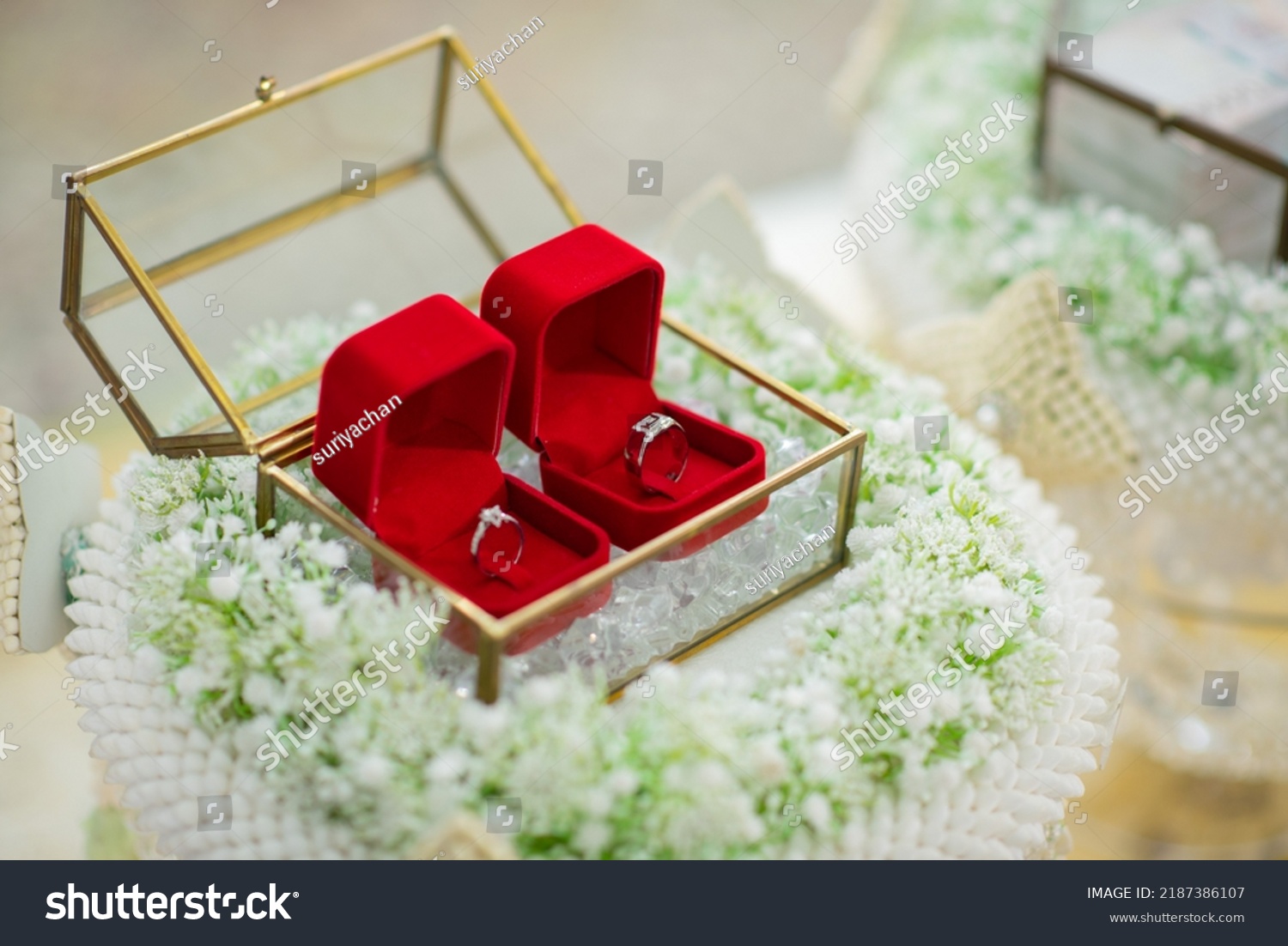 Counting Dowry Thai Traditional Ceremony Stock Photo 2187386107 ...