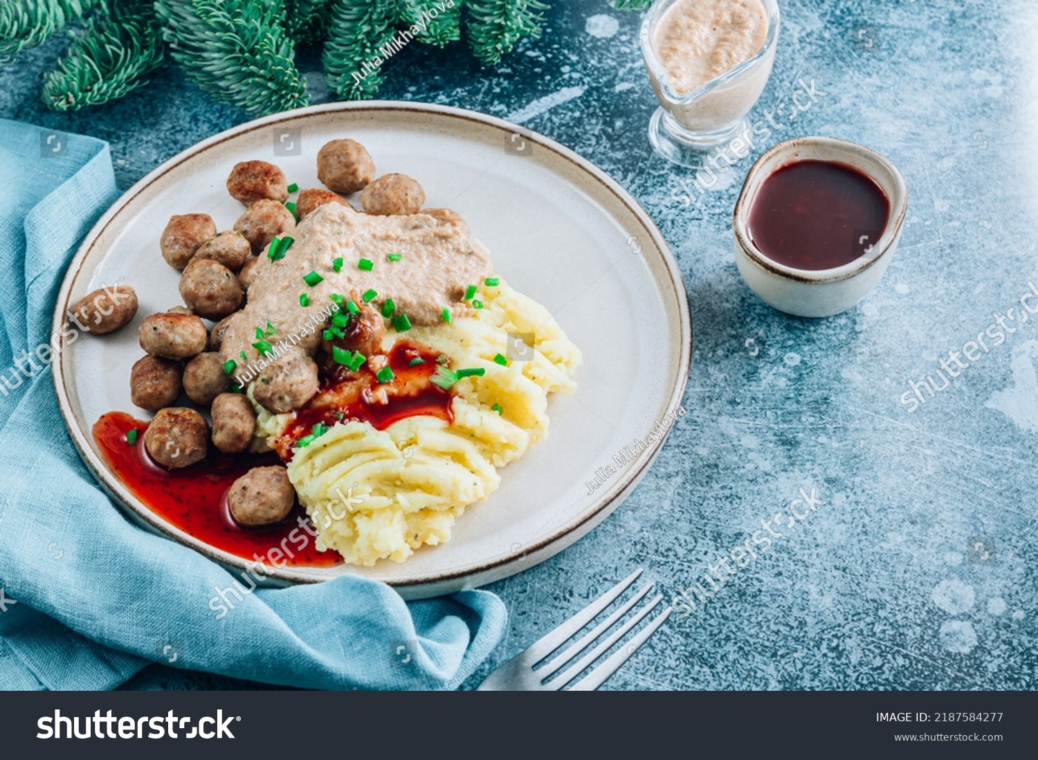 Swedish Meatballs Kottbullar Mashed Potato Onion Stock Photo 2187584277 ...