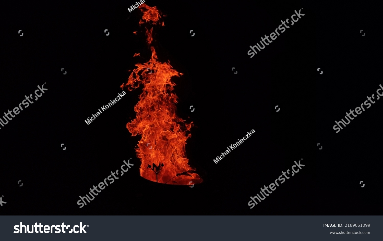 Real Flame Fire On Windy Day Stock Photo 2189061099 | Shutterstock