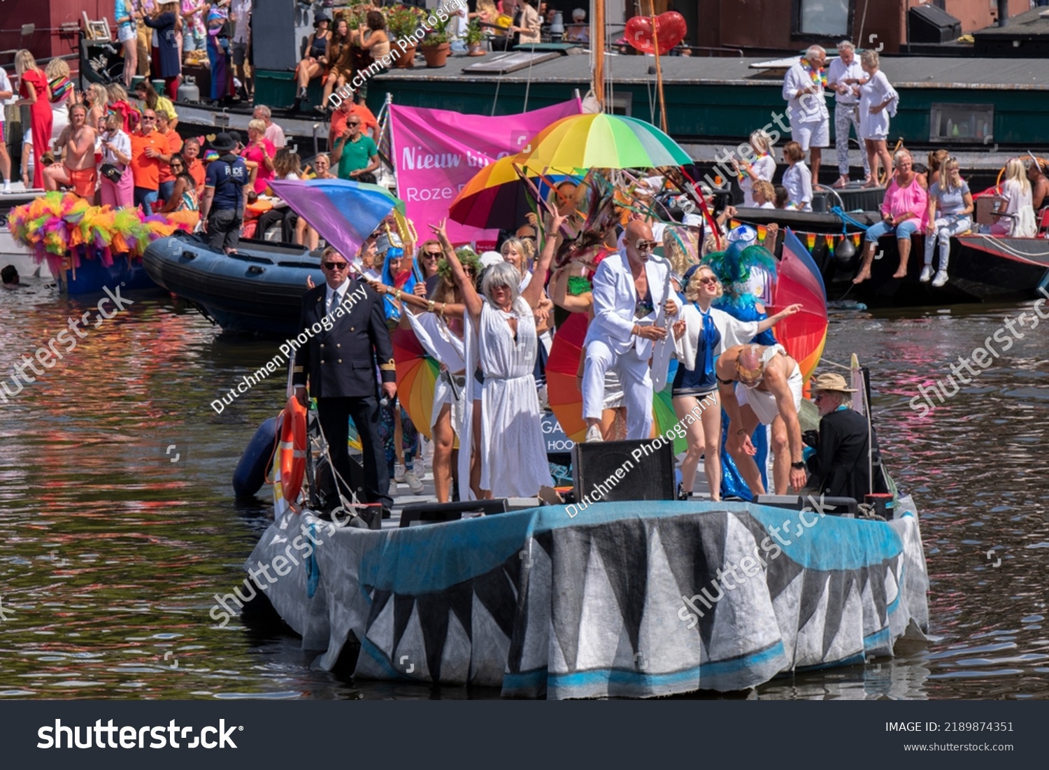 Front View Blond Blauw Theater Boat Stock Photo 2189874351 | Shutterstock