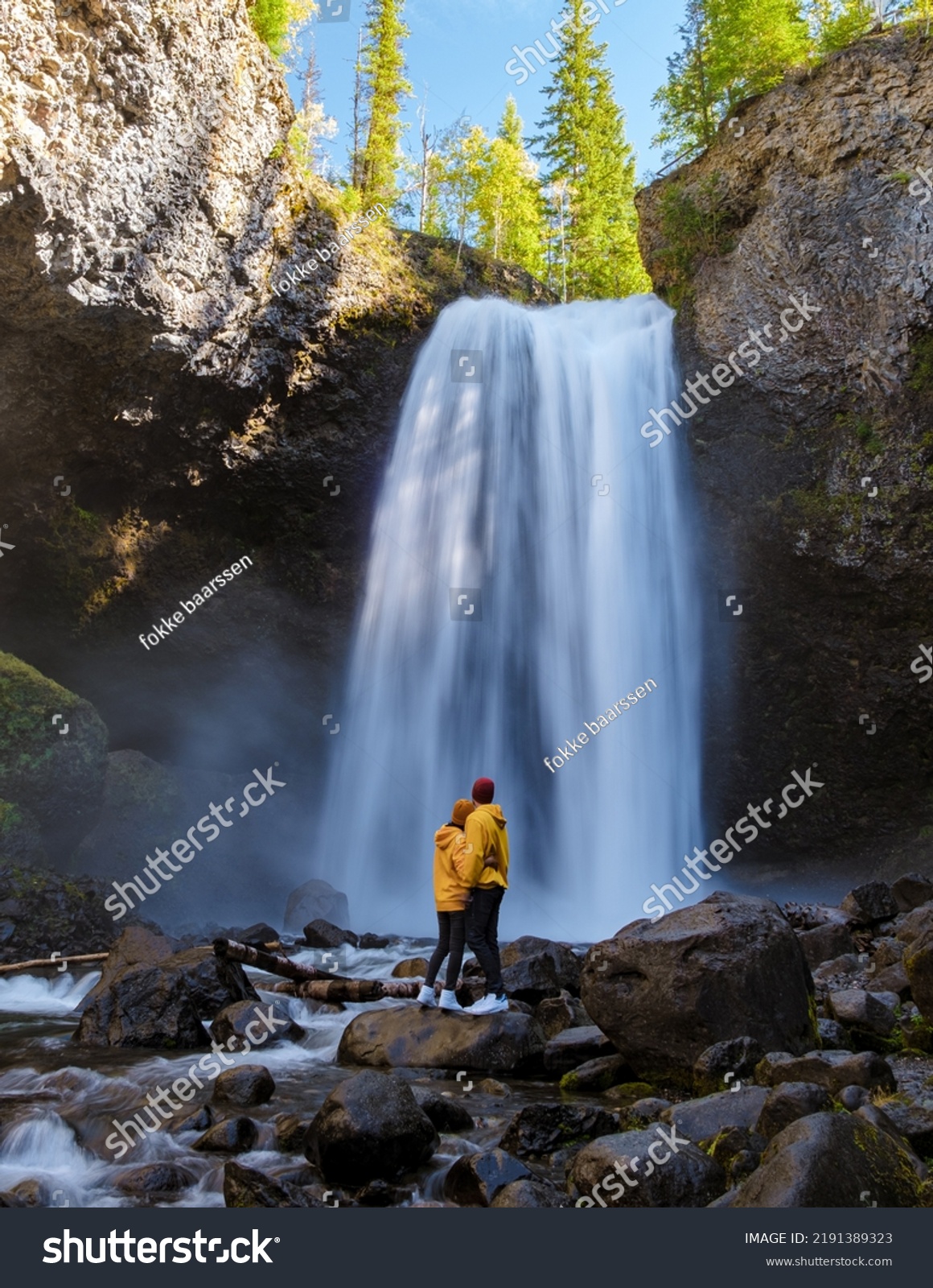 Beautiful Waterfall Canada Couple Visit Helmcken Stock Photo 2191389323 ...