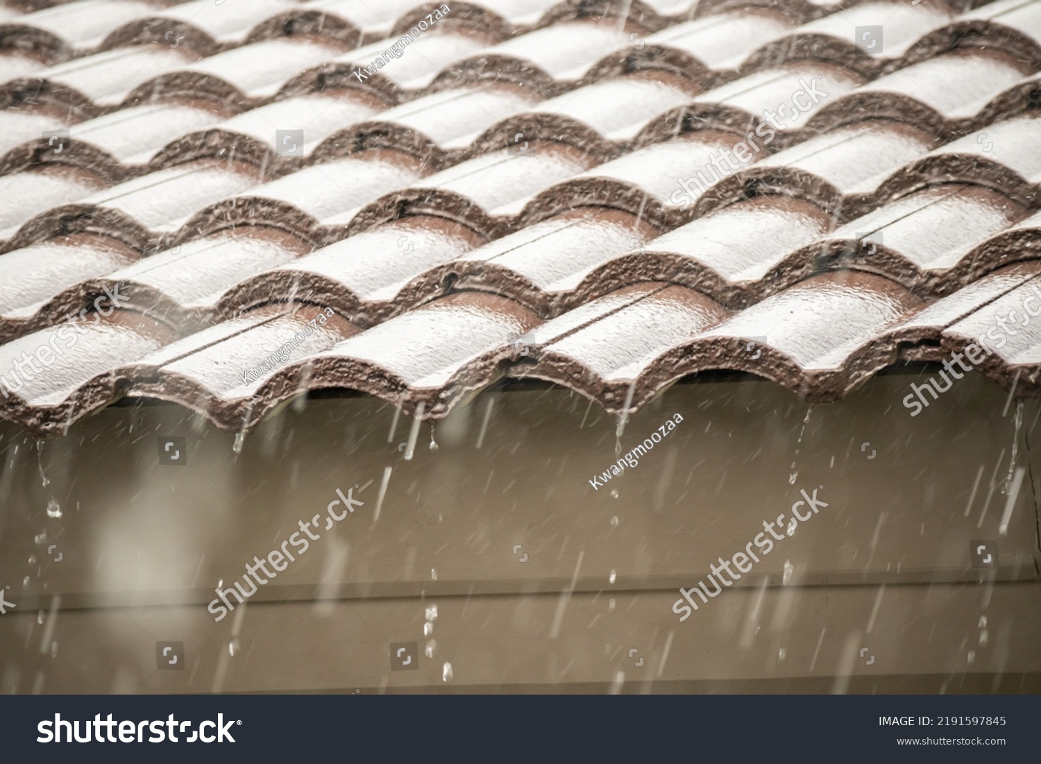 Rain Falling Down House Roof Stock Photo 2191597845 | Shutterstock